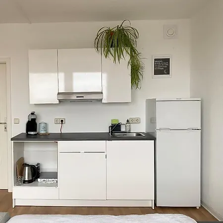 Highup - Apartment In Toplage Mit Blick Zur Frauenkirche Mit Wlan Und Netflix Appartement